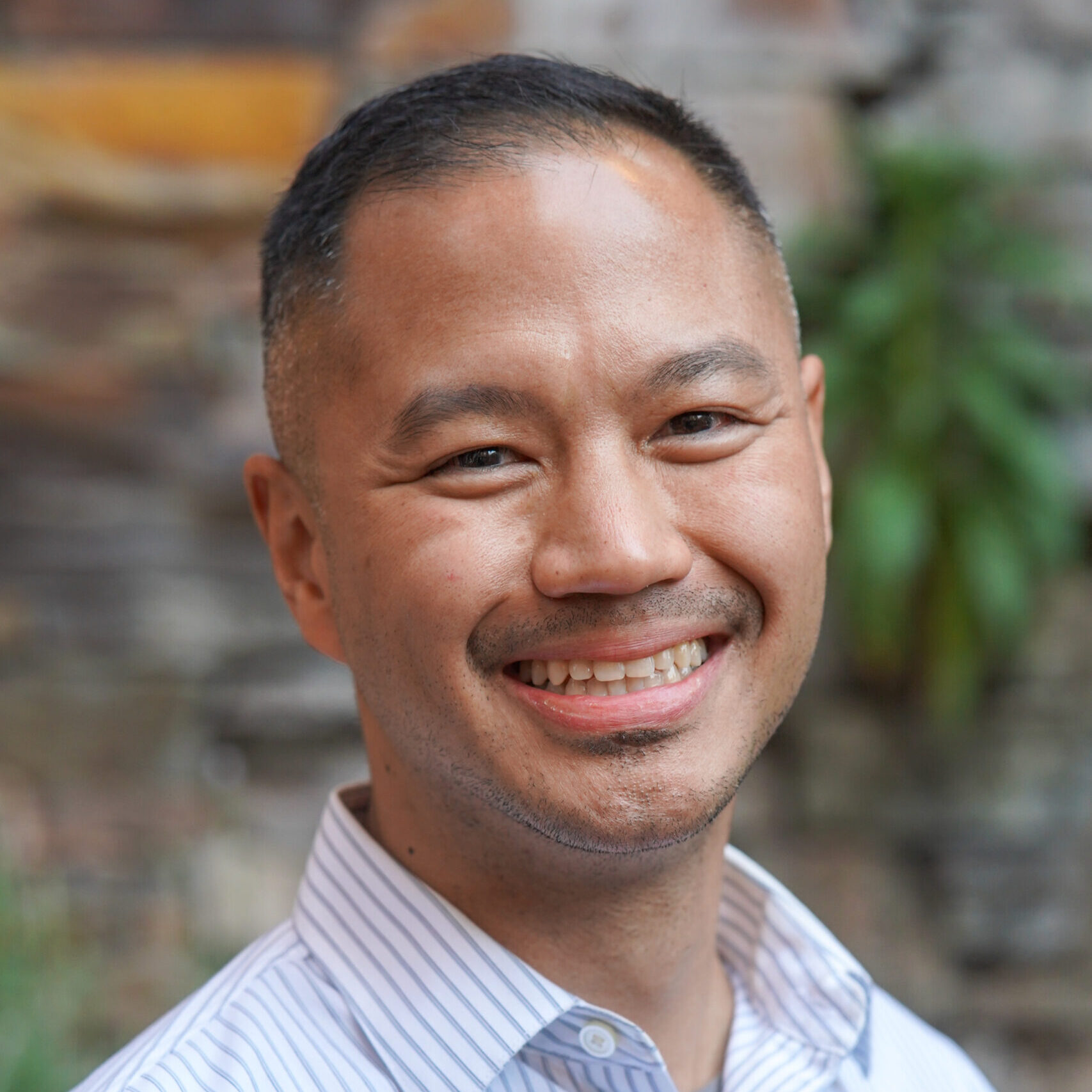 Peter Nghiem, DDS staff thumbnail